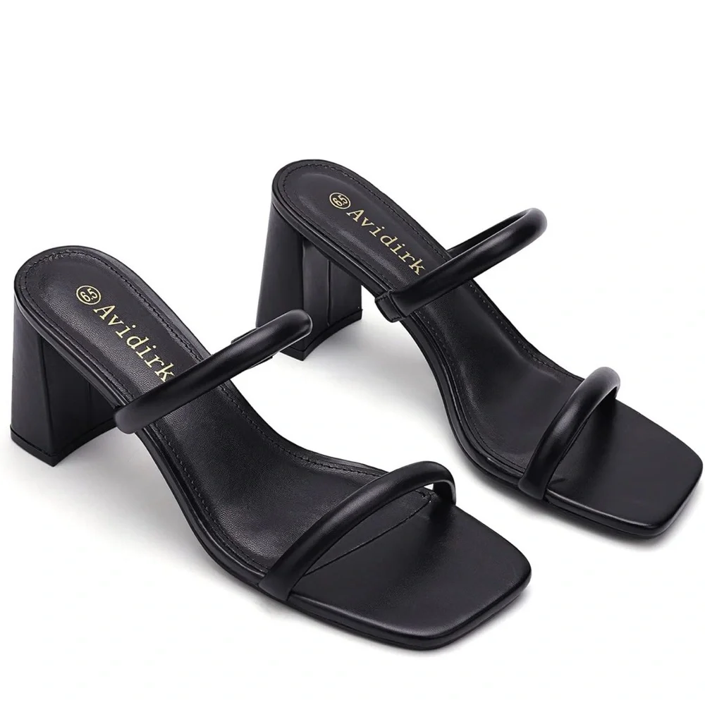 Black Double-Strap Block Heel Sandals - Picture 1 of 2